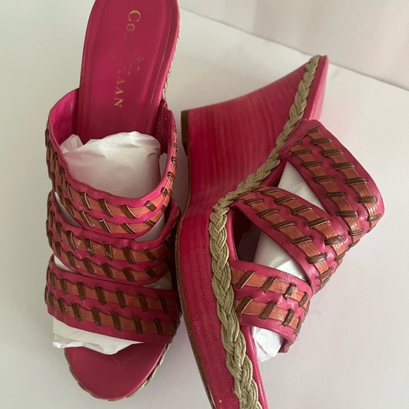 Like New Cole Haan Fuschia Wedges with Nike Air System - Picture 4 of 5